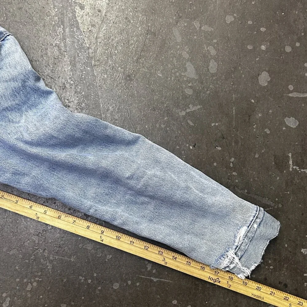 Levi’s Sherpa Lined Denim Trucker Jacket Size L Distressed Light Wash - Picture 7 of 13